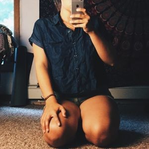 Cropped button up blue jean tee